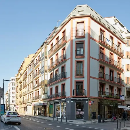 By Feelfree 산세바스티안