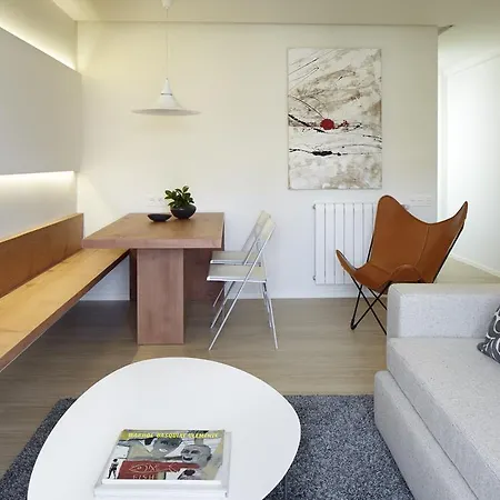 Apartment By Feelfree *